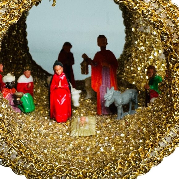 VTG MCM 1950s Diorama Nativity Christmas Styrofoam Ball 3D Jumbo Decor - Picture 16 of 16